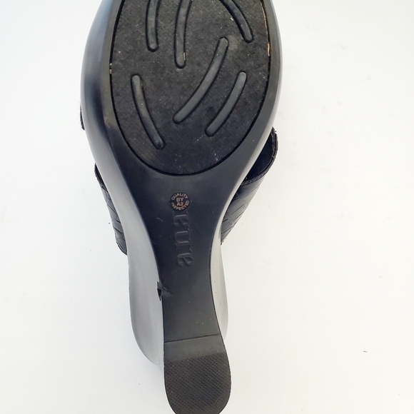 A.N.A Criss Cross Strap Black Open Toe Wedge Mule Sandals Size 9M - Picture 10 of 12